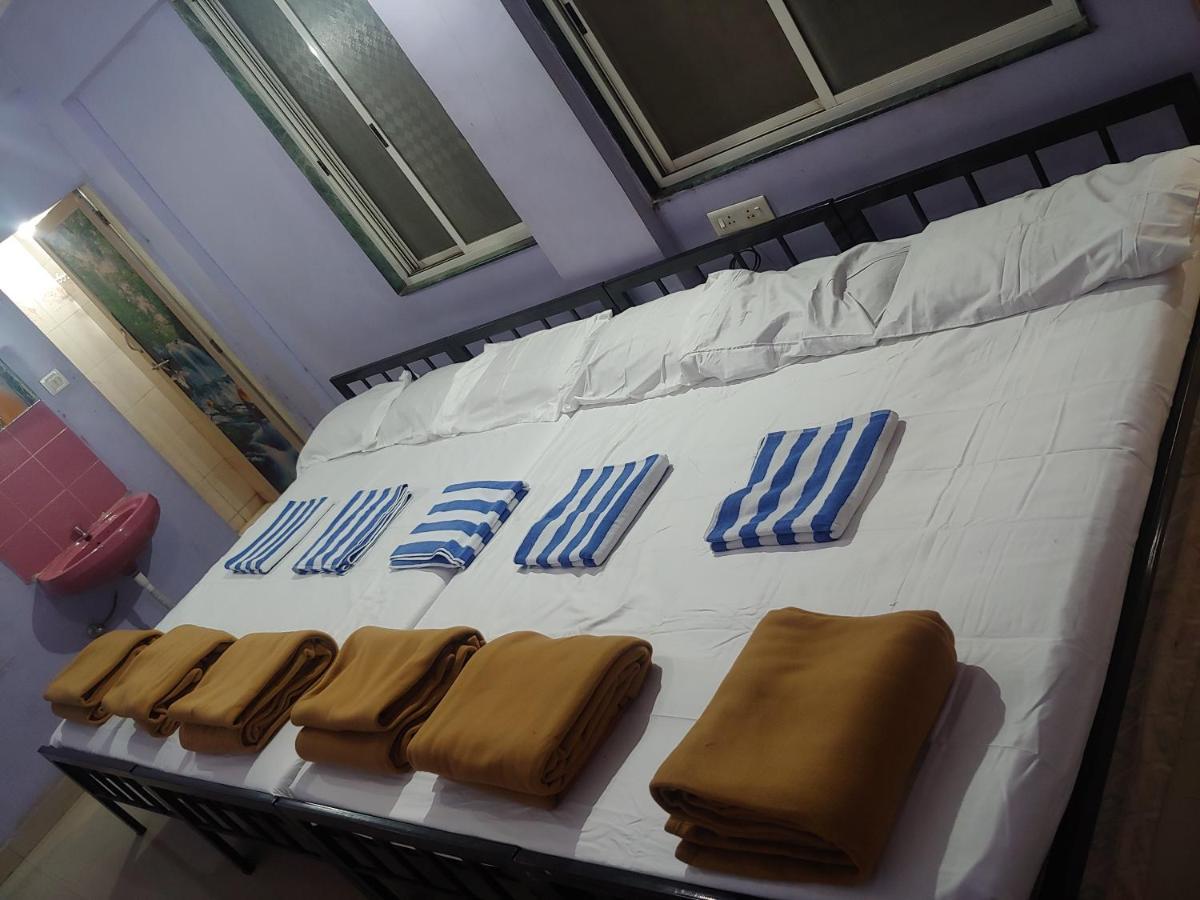 Ambai Guest House 戈尔哈布尔 外观 照片
