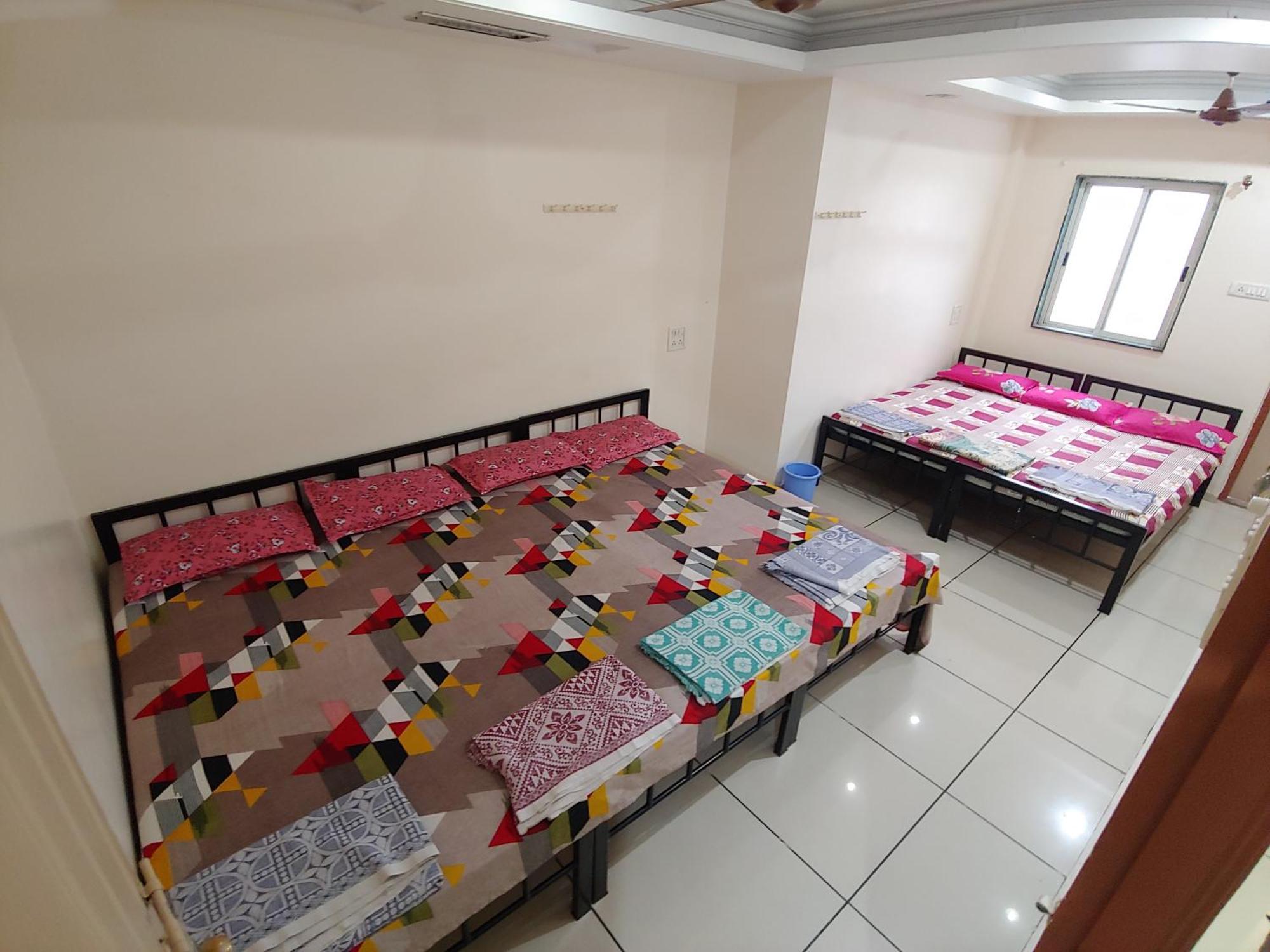 Ambai Guest House 戈尔哈布尔 外观 照片