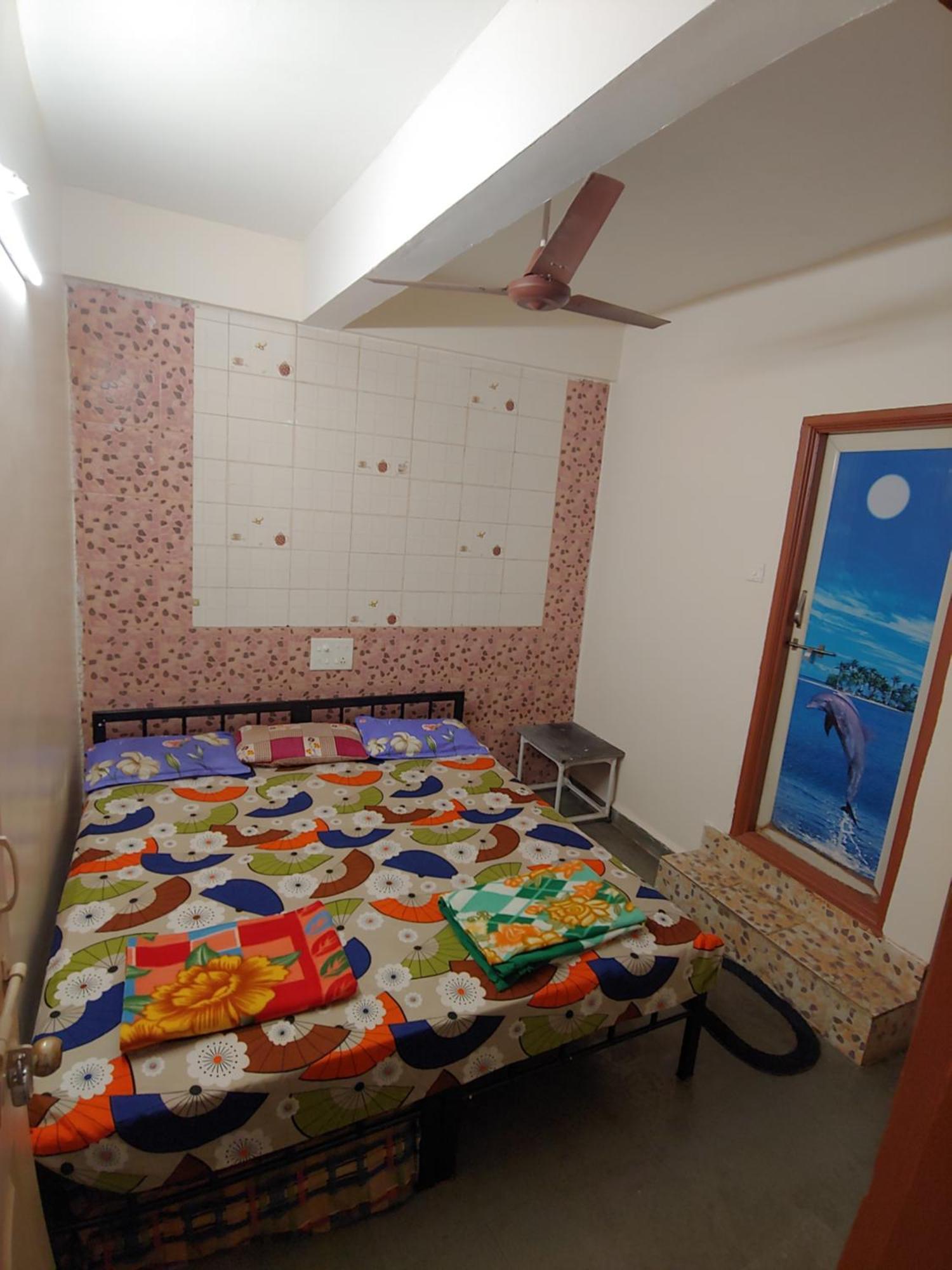 Ambai Guest House 戈尔哈布尔 外观 照片